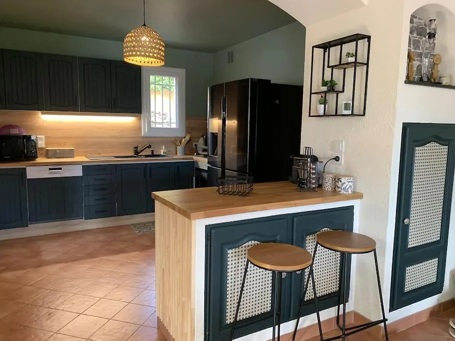 Villa 900 M Du Centre Et Plages, Piscine, Parking Bandol 0*,  Francia